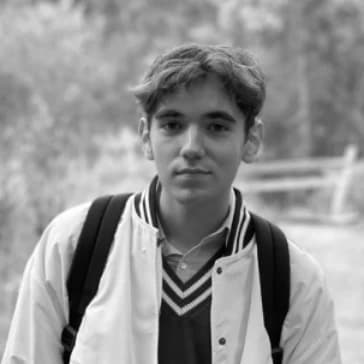 Даниил Костин