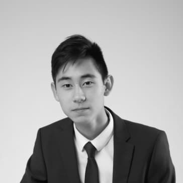 Максим Баженов